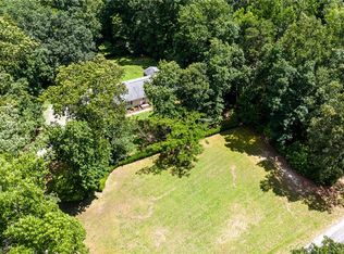 476 Cherry Hill Dr, Aylett, VA 23009