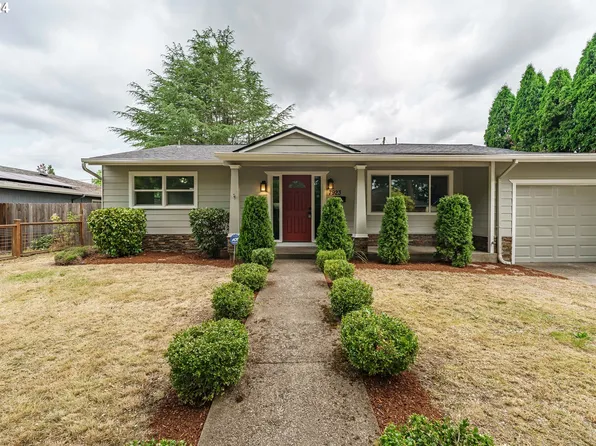 7923 SE Sherman St, Portland, OR 97215