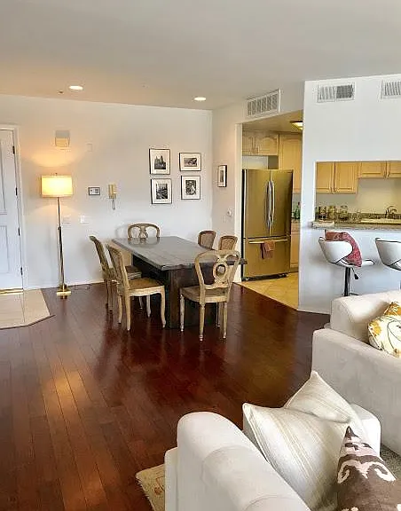 8349 Blackburn Ave #302 — Photo 33