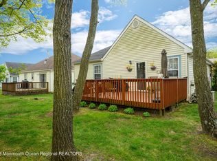 2378 Mount Hood Ln, Toms River, NJ