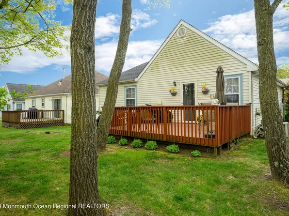 2378 Mount Hood Lane, Toms River, NJ 08753