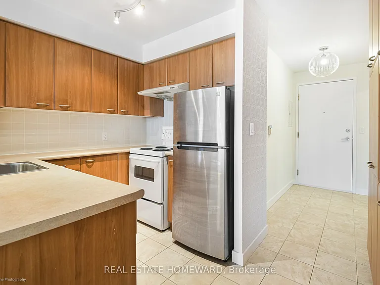 36 Lee Centre Dr #2615 — Photo 10