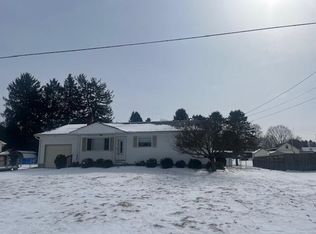 136 Valley View Dr NE, Newark, OH 43055