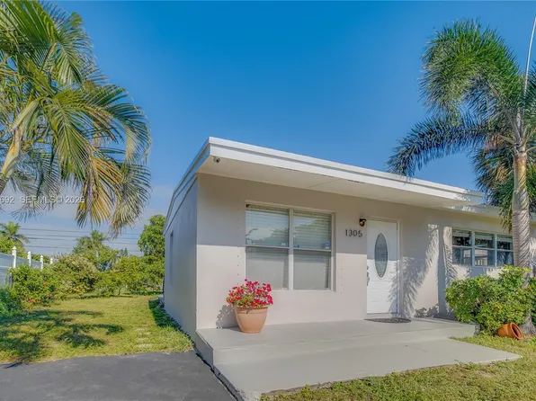 1305 11th Ct, West Palm Beach, FL 33401