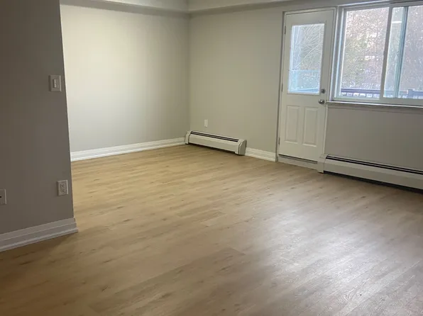 72 1st St #310, Orangeville, ON L9W 2E4