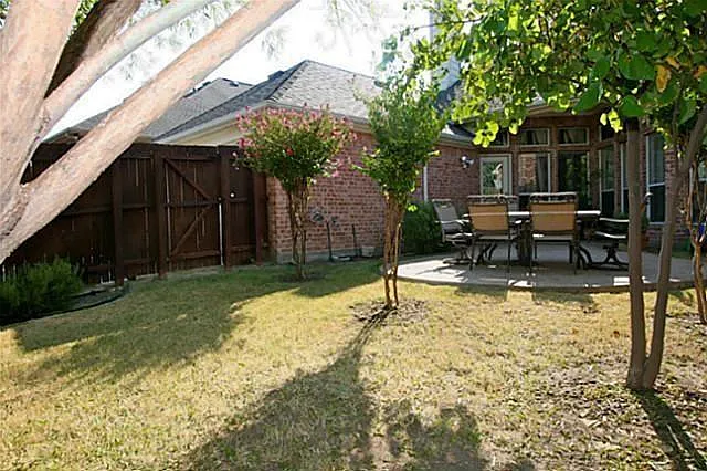 2705 Grand Canyon Ct — Photo 2
