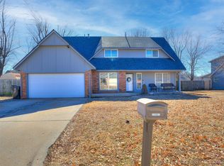 1105 W Delmar St, Broken Arrow, OK 74012