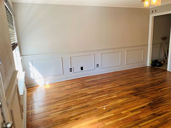 4th image of 2822 Dogwood Park Dr