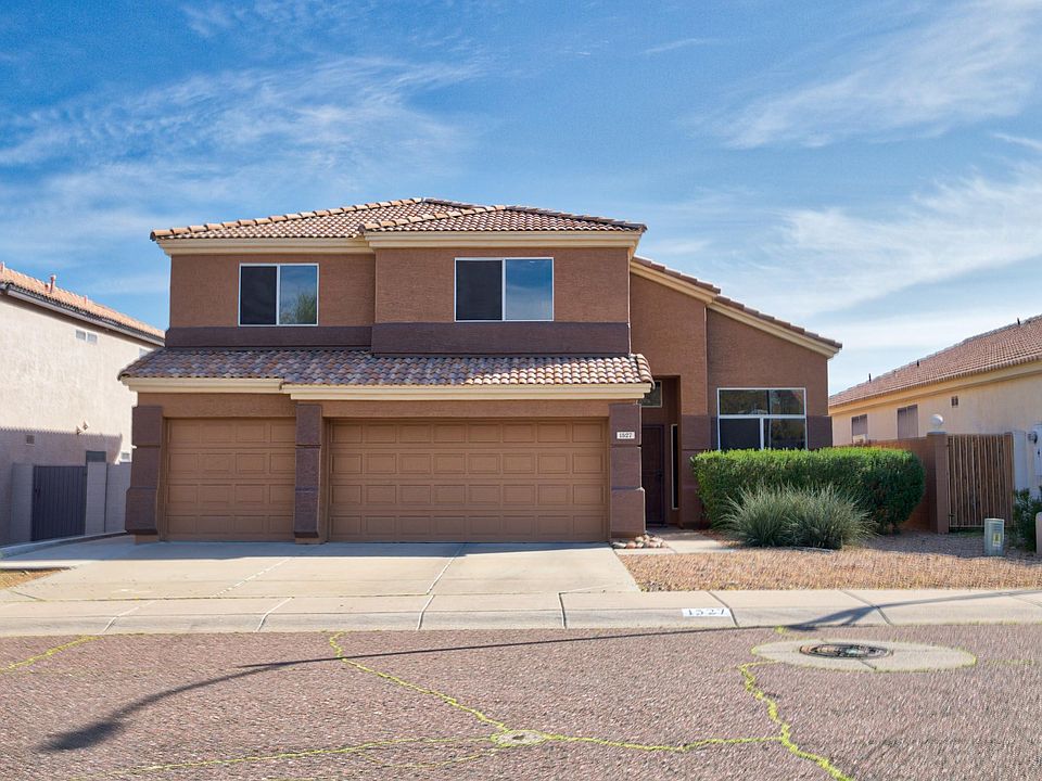 1st image of 1527 E Michelle Dr