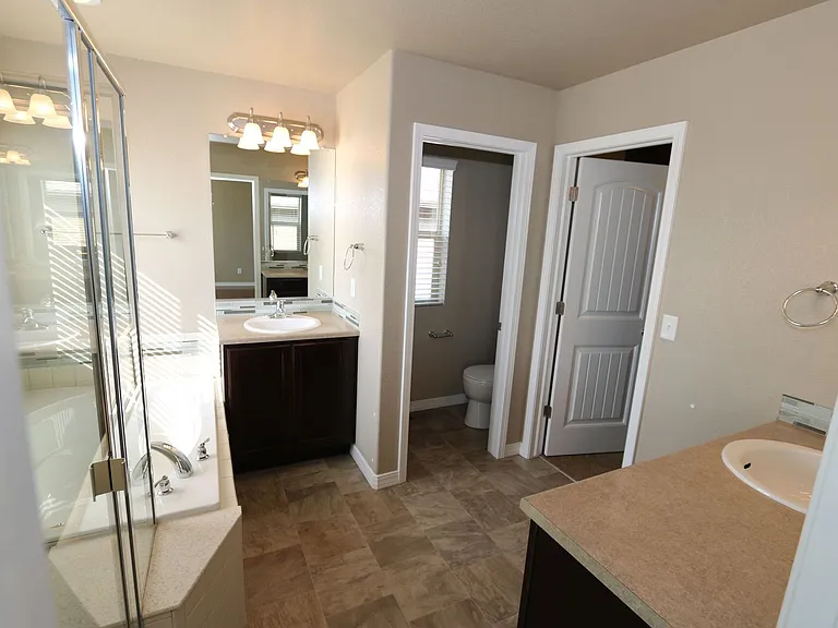 5651 Majestic Dr — Photo 7