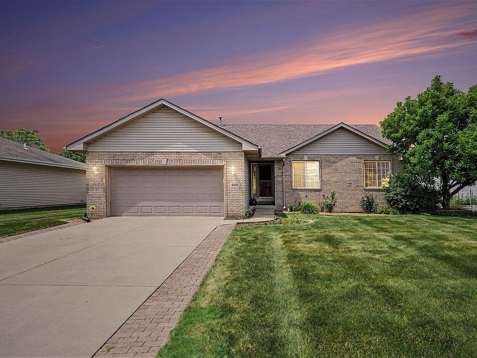 1st image of 540 Sunflower Ln