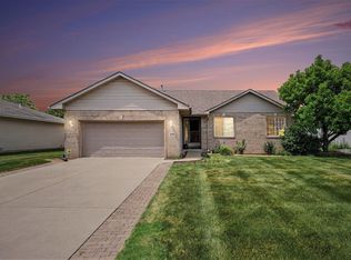 540 Sunflower Ln, Dyer, IN 46311