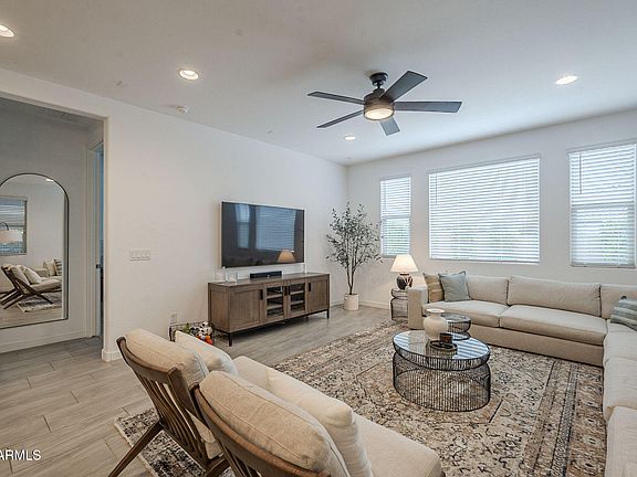 5th image of 2223 E Citadel Drive