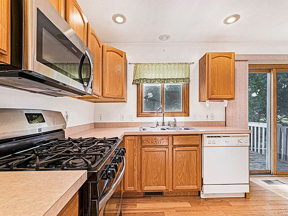 4th image of 1543 Dean Dr NW