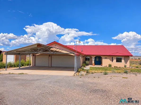 1005 Milky Way Dr, Milan, NM 87020