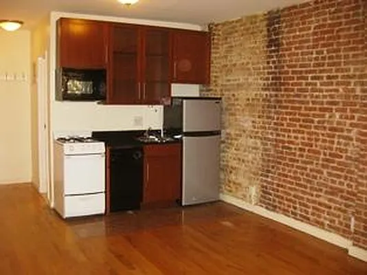 Rented by Town Residential | media 22