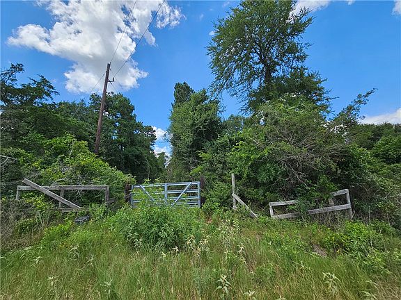 3rd image of 3634 Luthe Rd