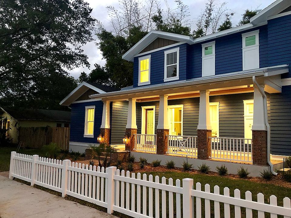 1st image of 211 W Hanna Ave