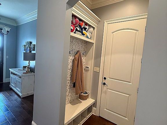 4th image of 3854 N Jasmine Dr