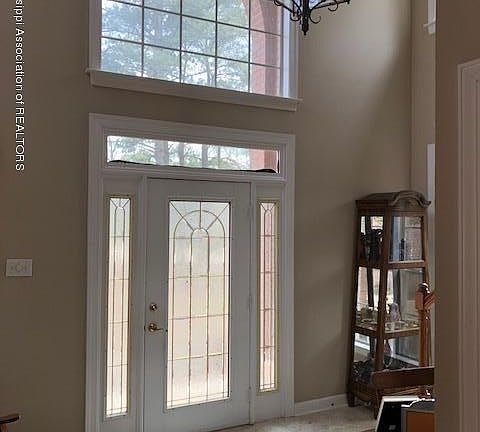 5th image of 7780 Elizabeth Dr