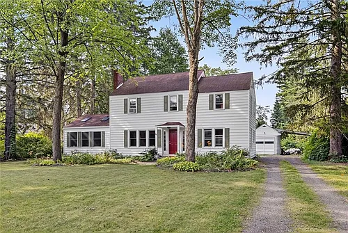 204 Roat St Photo 1