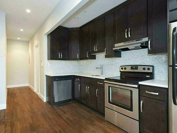2nd image of 2195 7th Ave #5
