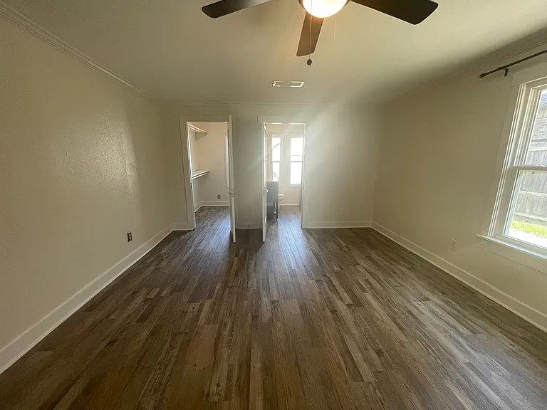 3320 W 5th St — Photo 17