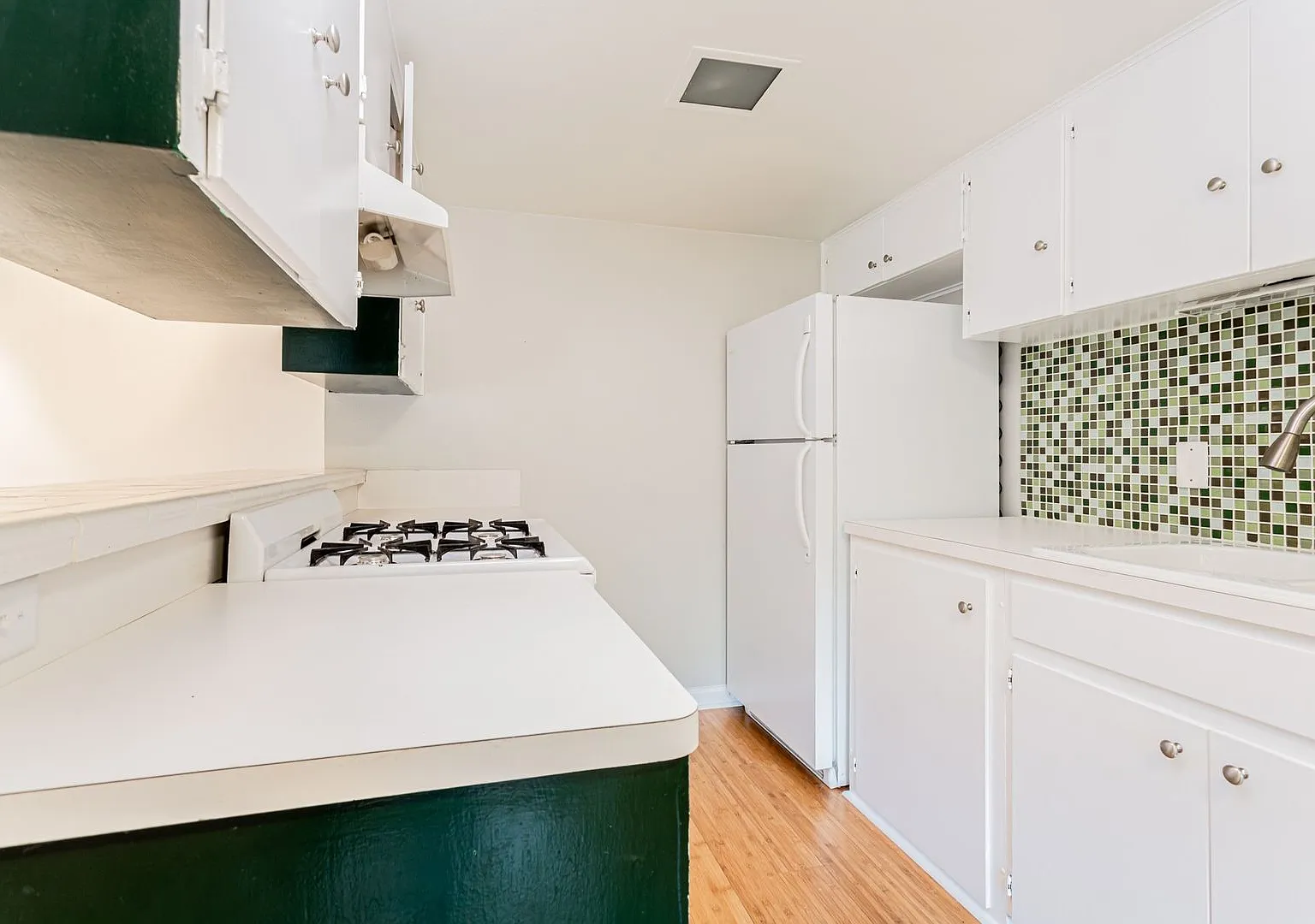 1BR | 1BA Home Stylish Living in the Heart of North Central Austin! — Photo 4