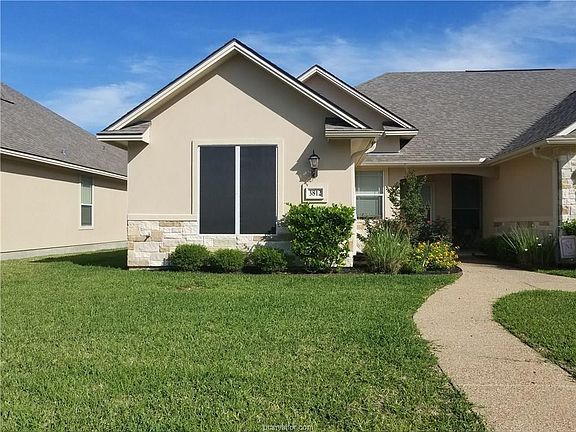 3rd image of 3812 Blackhawk Ln