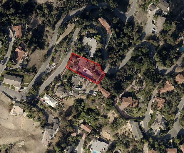 1st image of 954 Hillcrest Dr