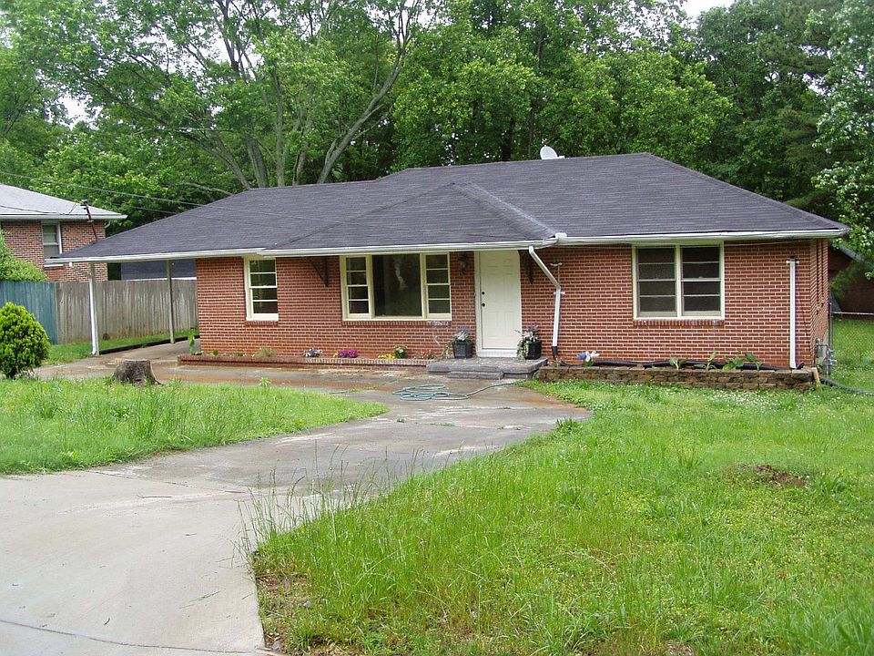 1st image of 2169 Farm Ln SE