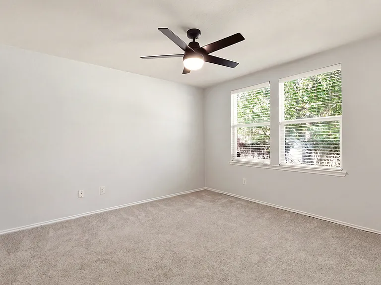 12858 Galaxy Dr — Photo 18
