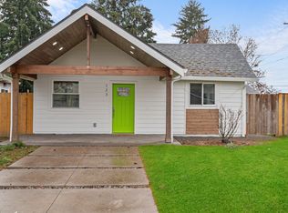 123 S 11th Ave, Cornelius, OR 97113