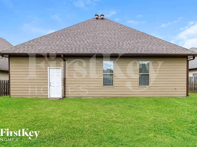 1260 Sierra Ct — Photo 12