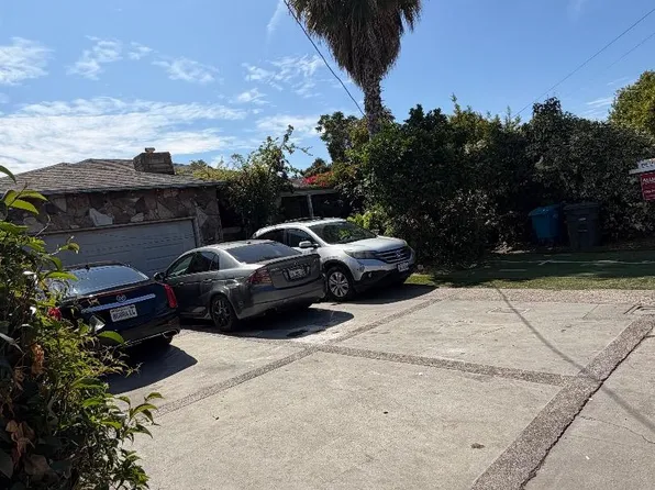 116 Abelia Way, East Palo Alto, CA 94303