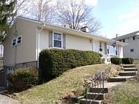 1st image of 1480 Woodland Dr