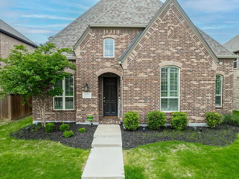 12163 Curry Creek Dr — Photo 49