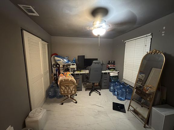 4th image of 641 SE 13th Pl #1