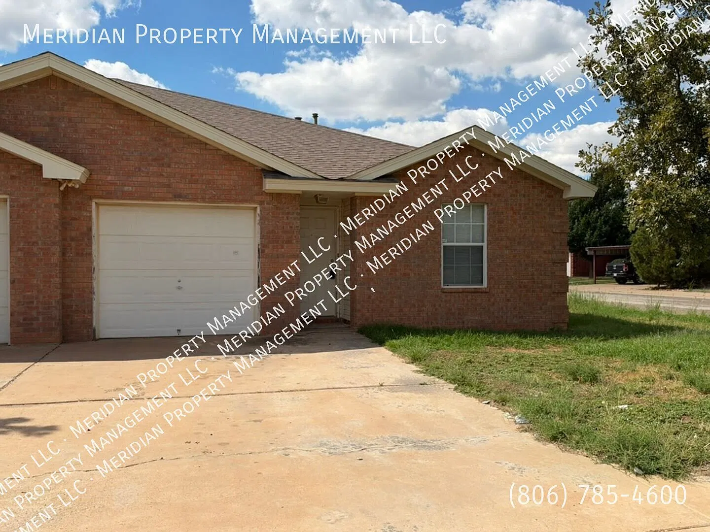 Spacious 3 Bedroom, 2 Bathroom — Photo 1