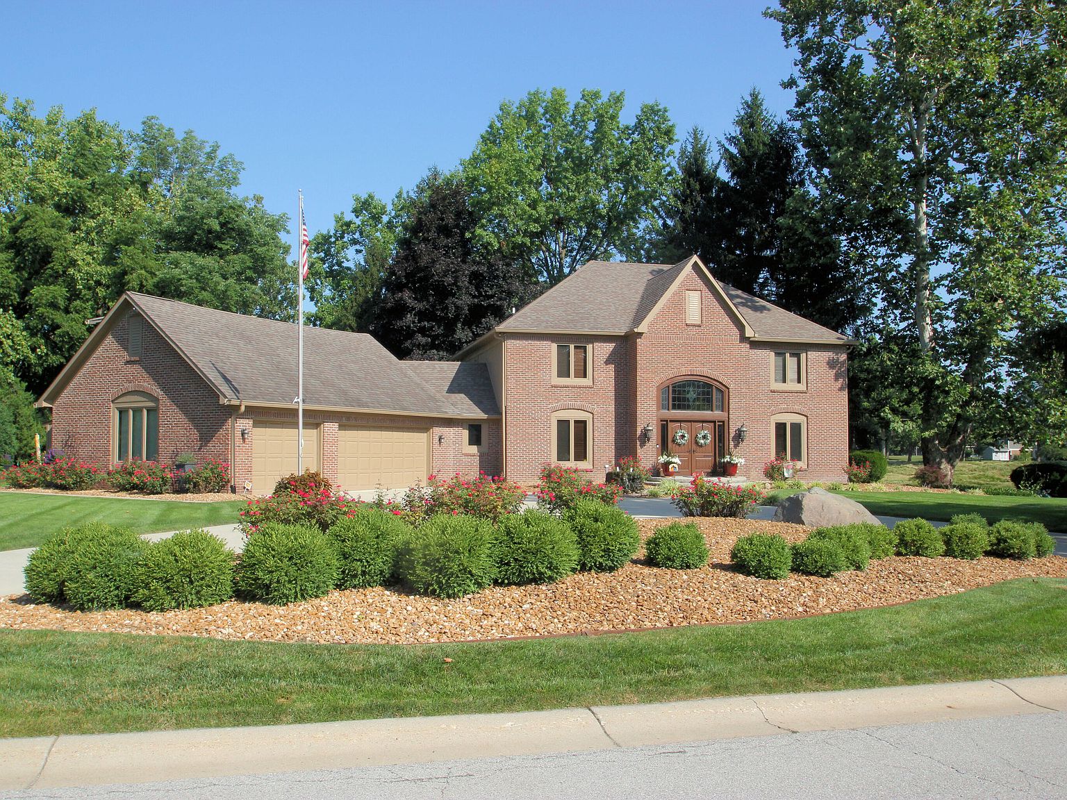 411 Westchester Blvd