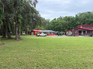 12253 E Berry Ln, Floral City, FL 34436