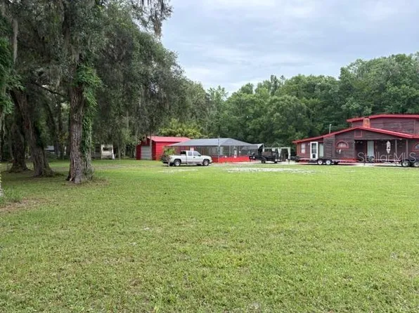 12253 E Berry Ln, Floral City, FL 34436