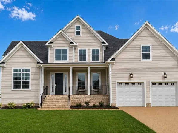 1221 Founders Pointe Trl, Carrollton, VA 23314