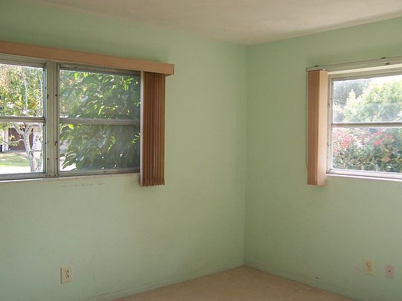 5th image of 1665 41st Ave