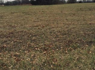 22 Fox Run Dr, Mound City, KS 66056