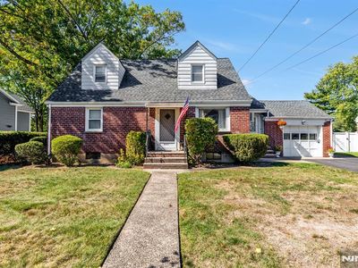 552 Ryeside Ave, New Milford, NJ, 07646