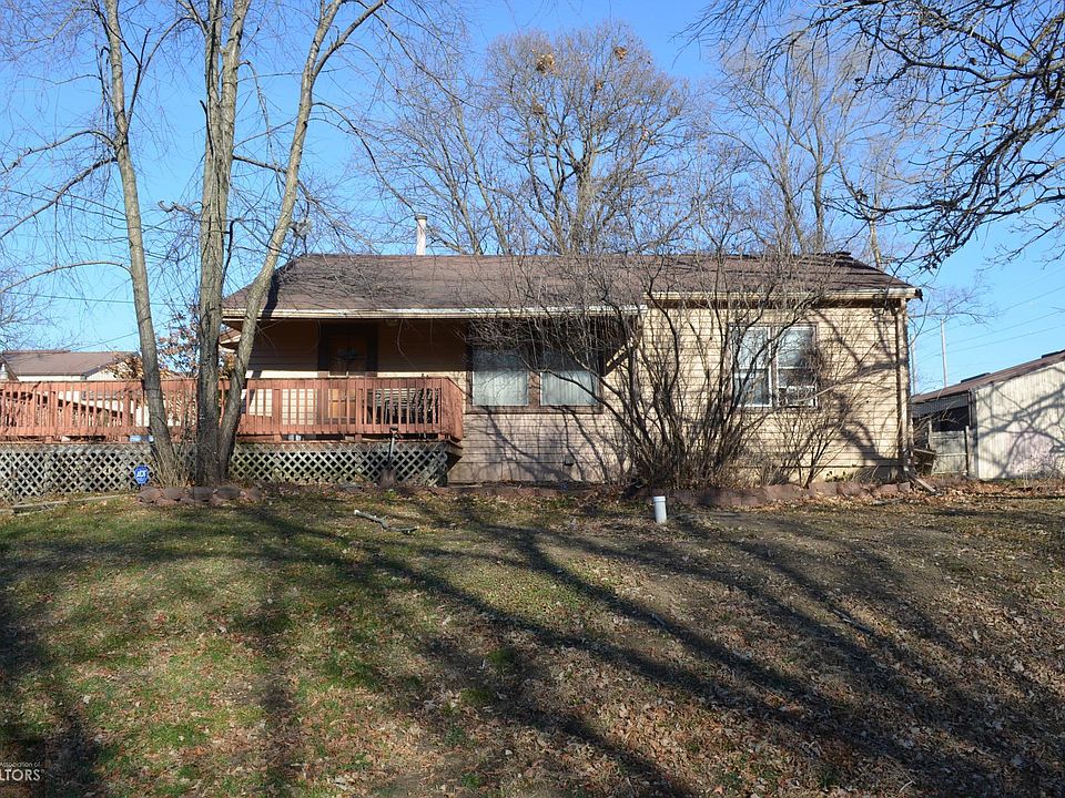 1st image of 1407 D Ave W