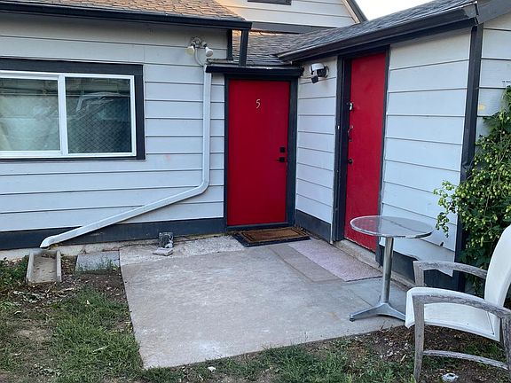 3rd image of 3445 W Mansfield Ave #5