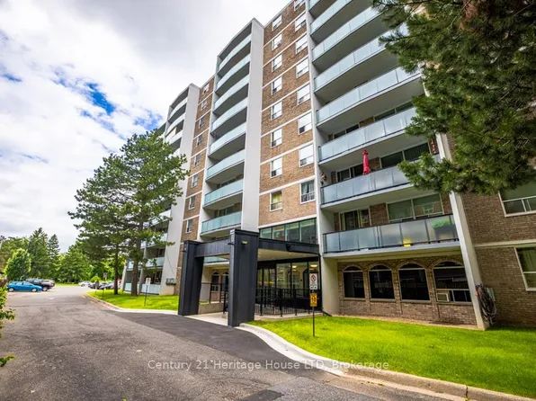 359 Geneva St #303, Saint Catharines, ON L2N 2G5