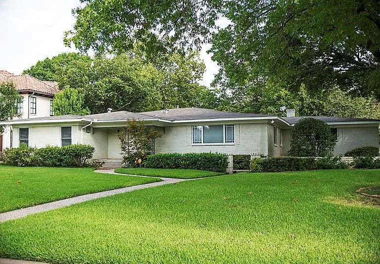 7431 Midbury Dr — Photo 15